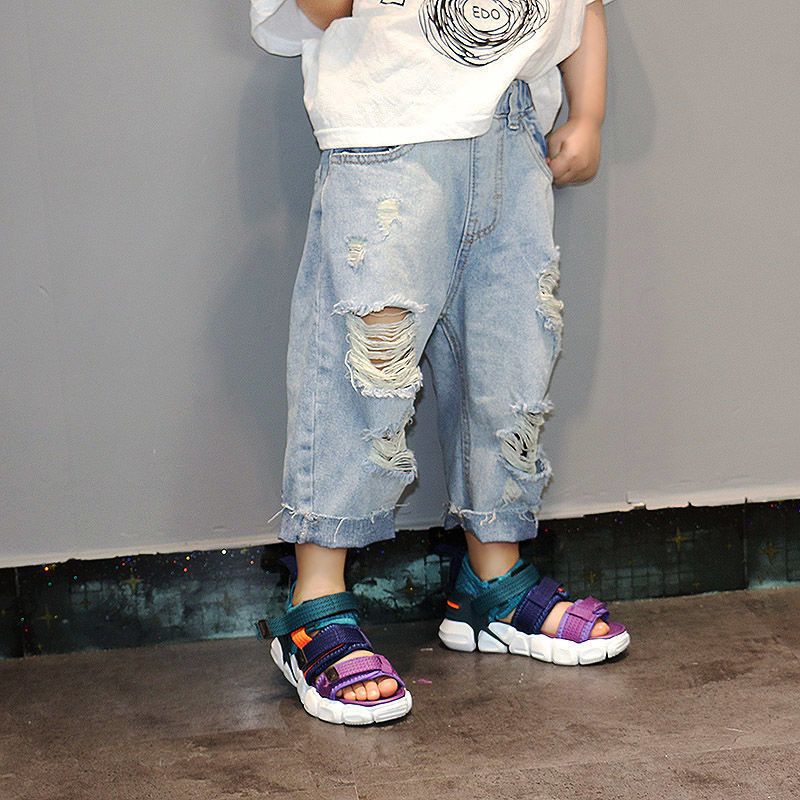 Children's ripped jeans summer boy baby outerwear thin section children's loose fashionable seven-point beggar pants