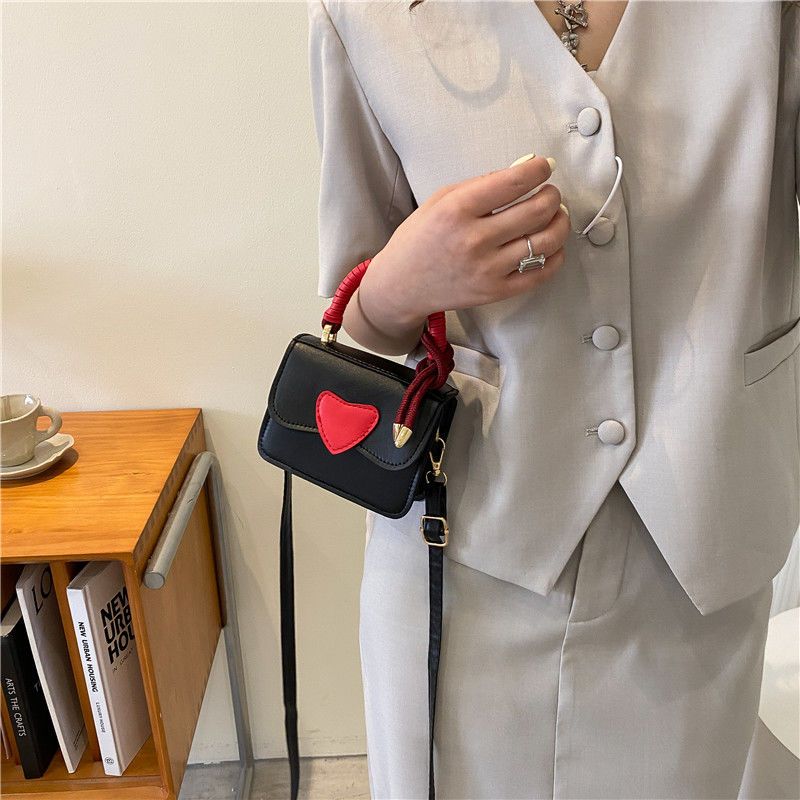 Small bag female  new one-shoulder portable Messenger bag niche design ins pink love mini small square bag