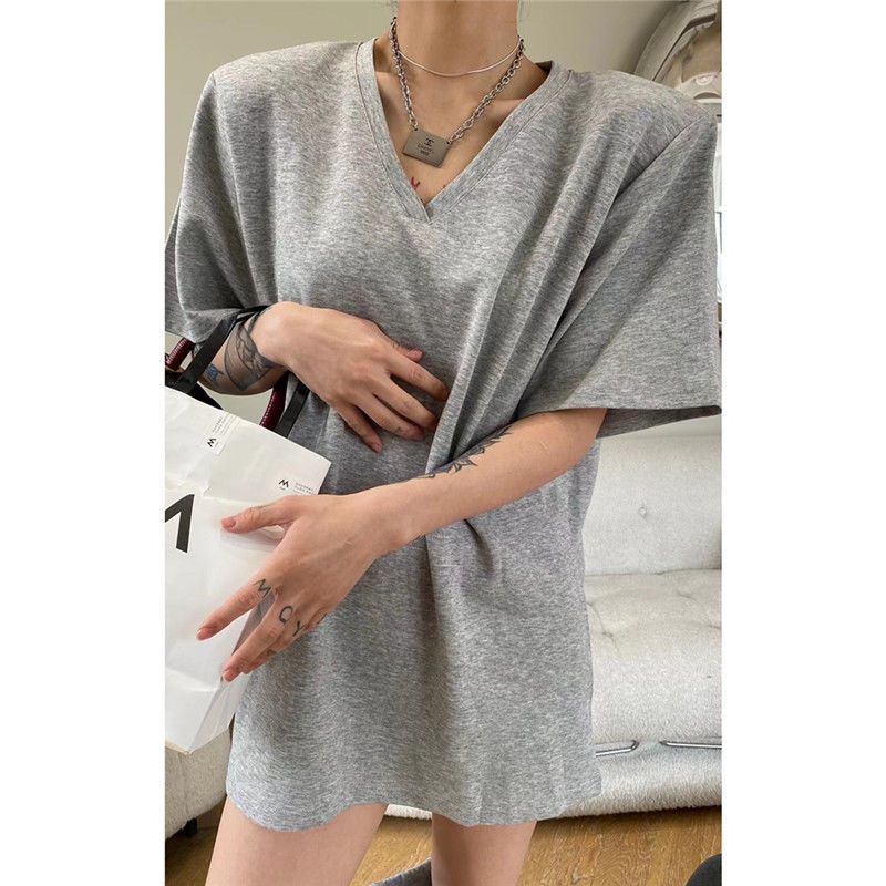 Korean Dongdaemun 2022 spring and summer new casual solid color V-neck loose shoulder pads large version lazy short-sleeved T-shirt women