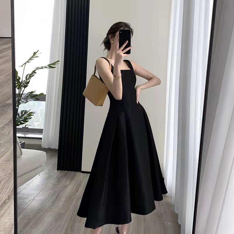 OUKABUYI summer new suspender dress slim, light luxury and high-end dress knee-length skirt