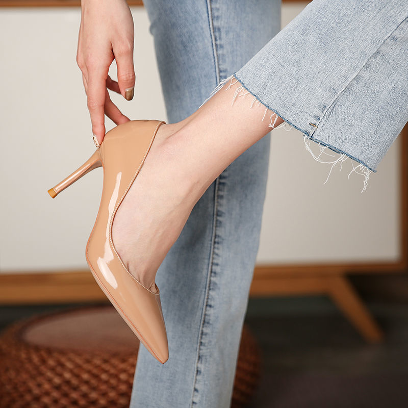 European and American style simple shallow mouth thin heel women's single shoes 2023 autumn new nude color pointed toe patent leather high heels