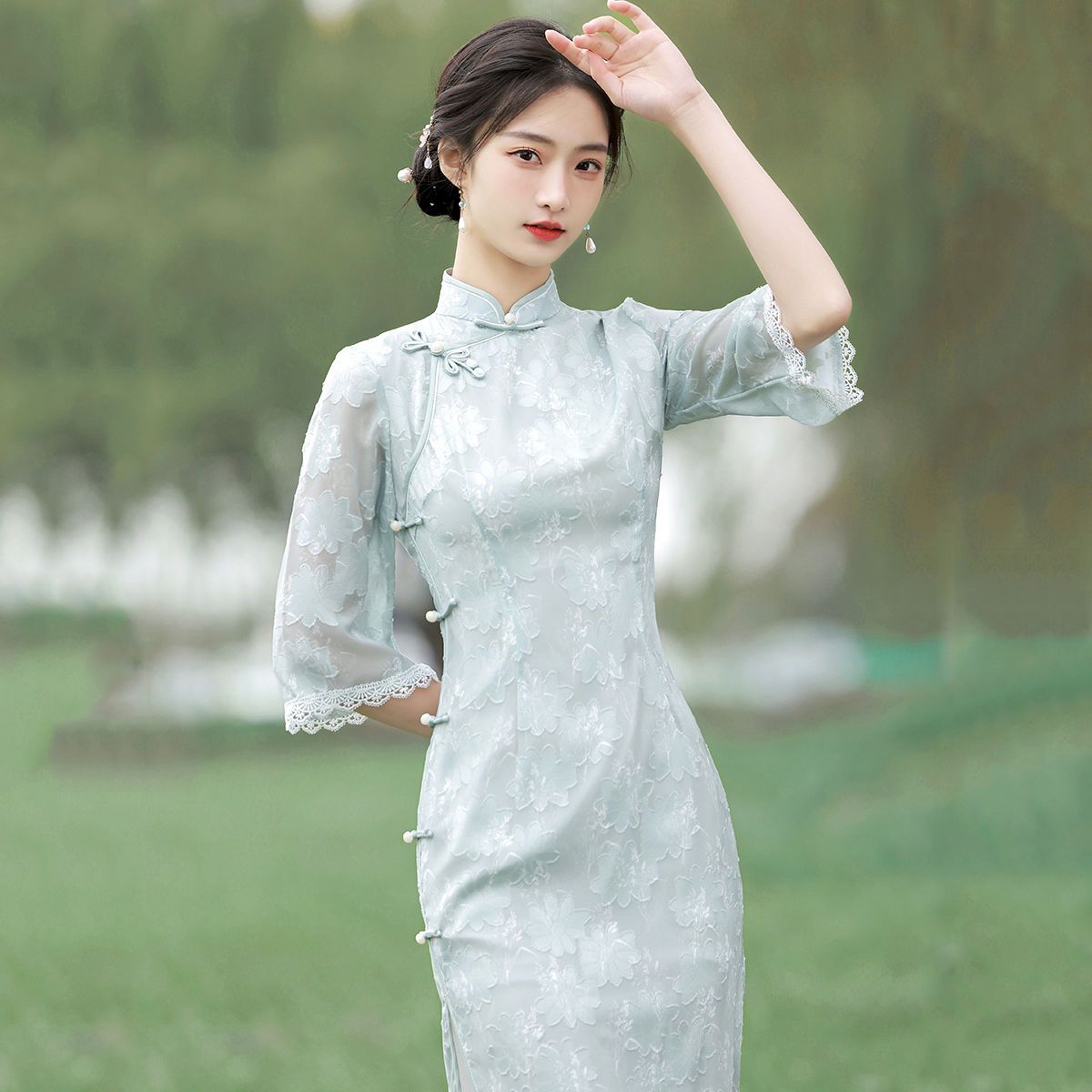 年輕款繁華錦八扣旗袍2022年夏新款修身優雅民國風日常可穿高級感