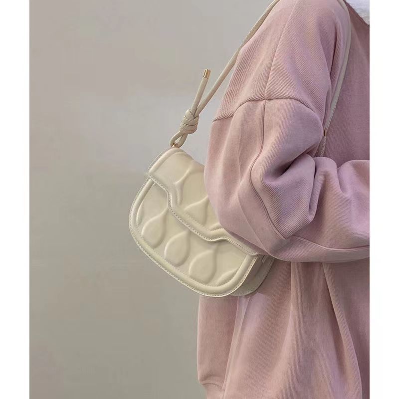 包包女2022新款潮時尚小眾設計半圓馬鞍包洋氣高級質感百搭斜挎包