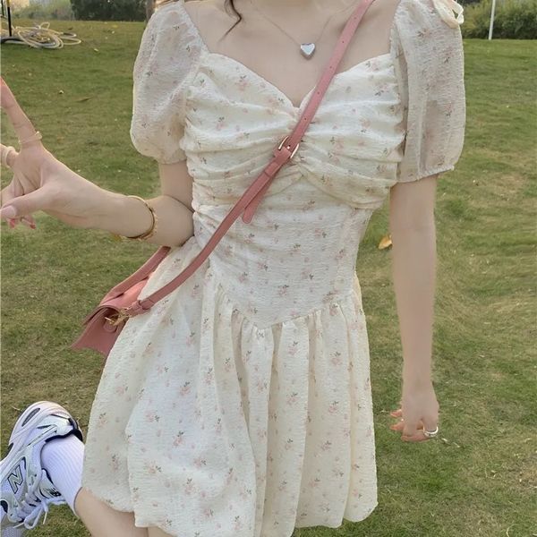 Summer super fairy sweet puff sleeve floral dress French first love gentle wind small waist slim skirt