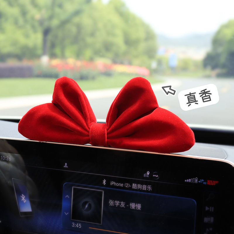 Car air-conditioning air outlet aromatherapy car interior accessories decoration car perfume long-lasting light fragrance balm decorative supplies female