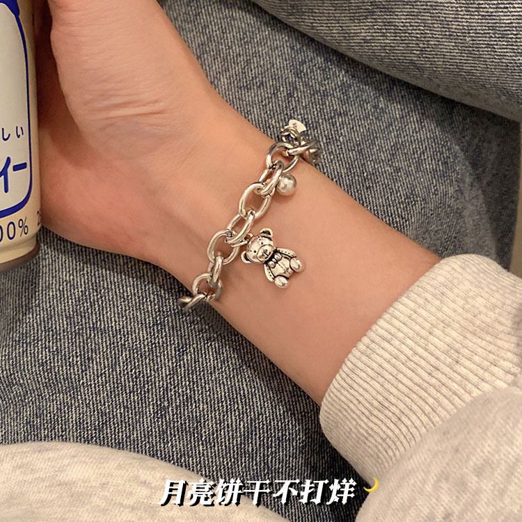 Simple retro ball bead bear bracelet female student ins cool style niche design sweet cool fashion versatile hand accessories
