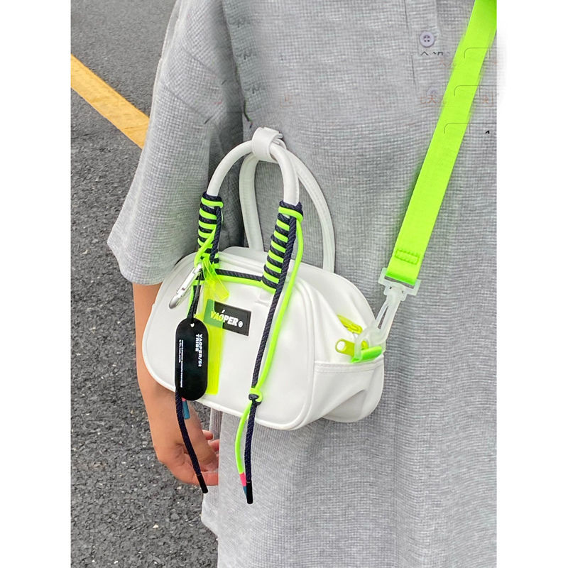 VAOPER2022 Summer Texture Nischenhandtasche Damen Umhängetasche Herren trendige Einzelschulter-Satteltasche_voghion.com