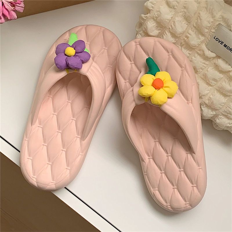 Thin strip Japanese sweet flower flip flops women's summer non-slip eva thick bottom outerwear girls' heart beach sandals and slippers
