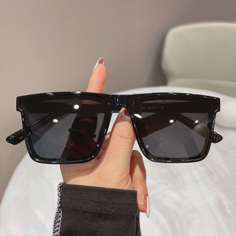 New Trendy Men's UV Protection Driving Sunglasses Premium Square Glasses Korean Edition sunglasses_voghion.com