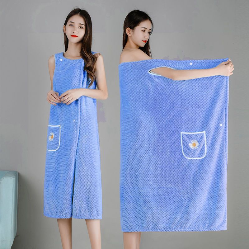 Bath towels can be worn by women and can be wrapped in adults' home sling bathrobes and bath skirts are more absorbent than pure cotton and do not shed hair and lengthen the new winter