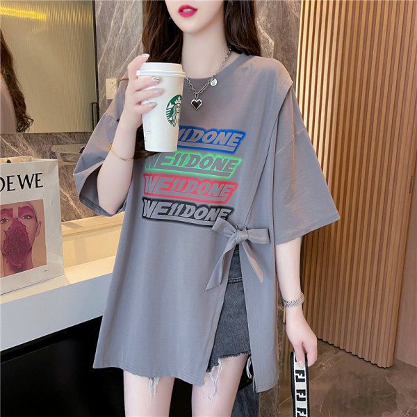Large size women's clothing 2023 summer clothing fat mm Korean version loose design sense of slit short-sleeved T-shirt women's top 200 catties 300