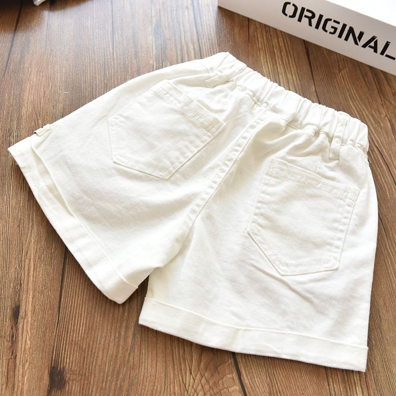 Simple western style ~ Girls Korean version label denim shorts Medium and large children's summer thin soft practical beach hot pants 3