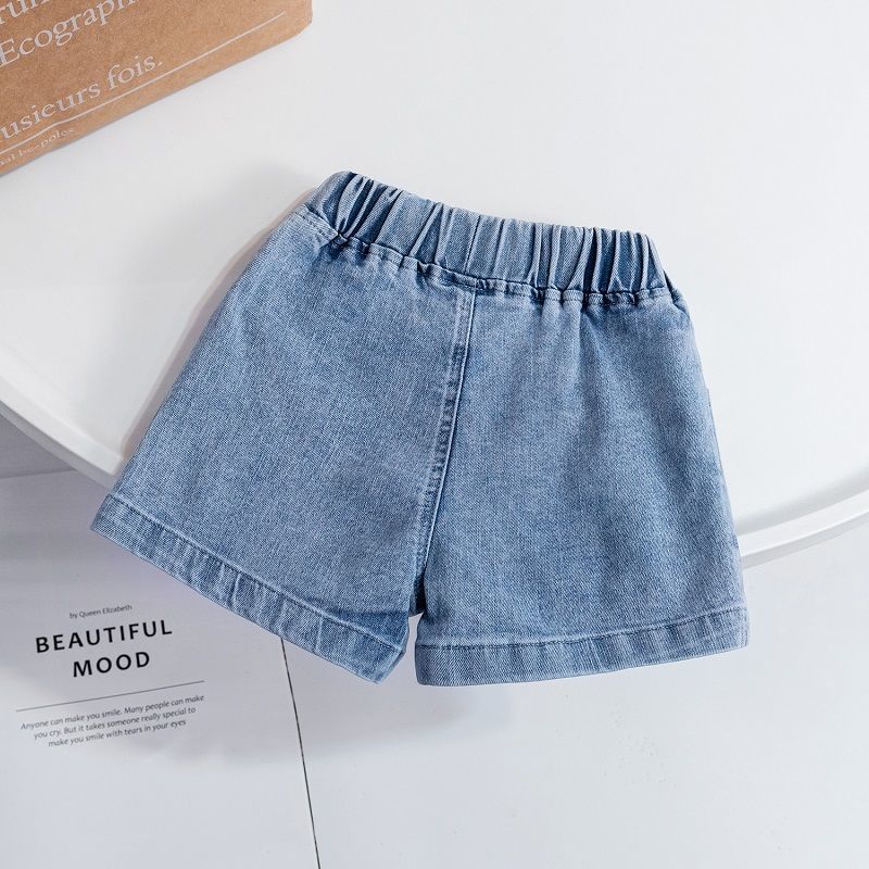 Girls love denim shorts  summer new children's casual pants baby foreign style loose summer hot pants