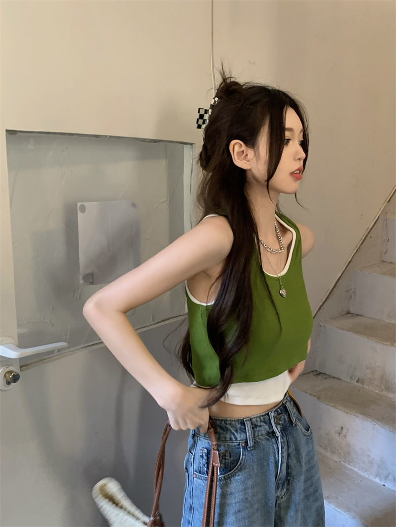 辣妹設計感假兩件運動背心女夏季小眾綠色外穿短款bm露臍吊帶上衣