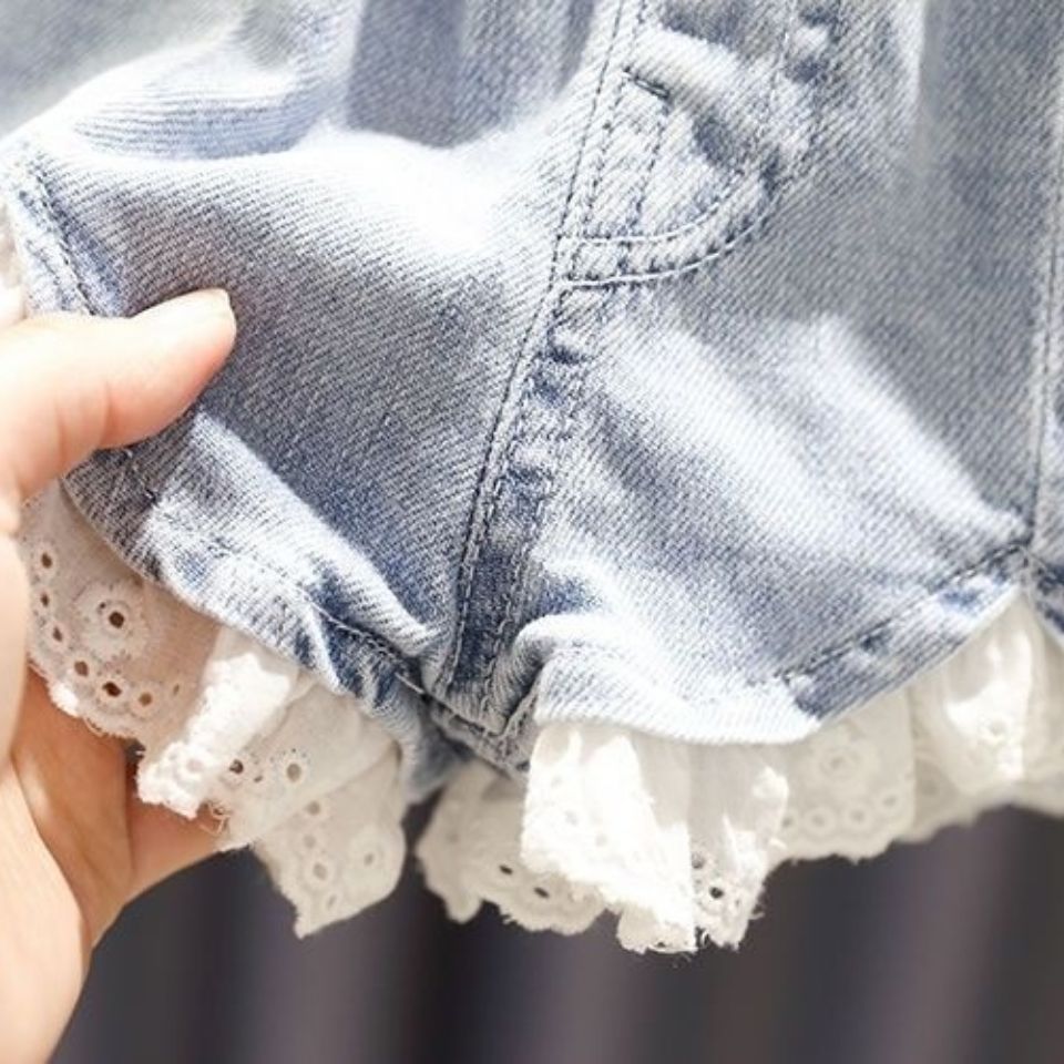 Children's clothing girls denim shorts summer 2023 new children's outerwear hot pants baby fashion all-match pants tide