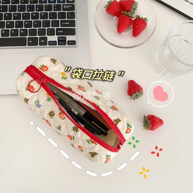 Japanese Little Bear Fragmented Flower Pencil Bag with Large Capacity Ins Girl Primary School Student Cute High Beauty Korean Style Portable Makeup Bag