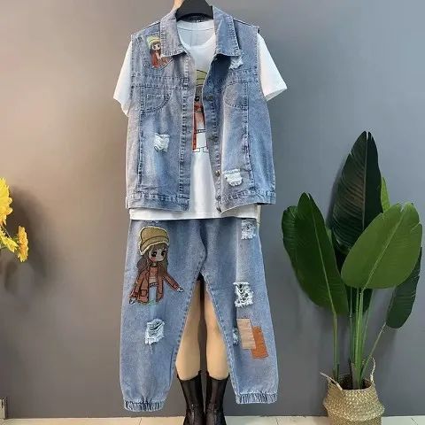 Summer suit women's 2023 new large size women's clothing covering the flesh and showing thin short-sleeved denim vest and trousers three-piece suit trendy