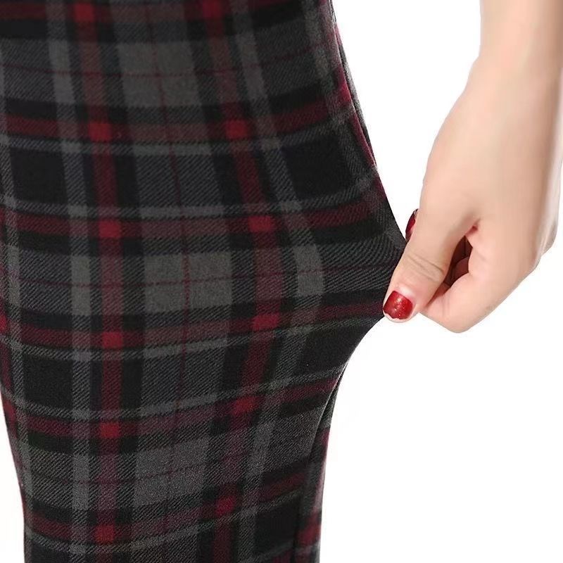 2023 middle-aged and elderly autumn and winter women's pencil pants high waist elastic plaid pants middle-aged plus velvet casual mother pants