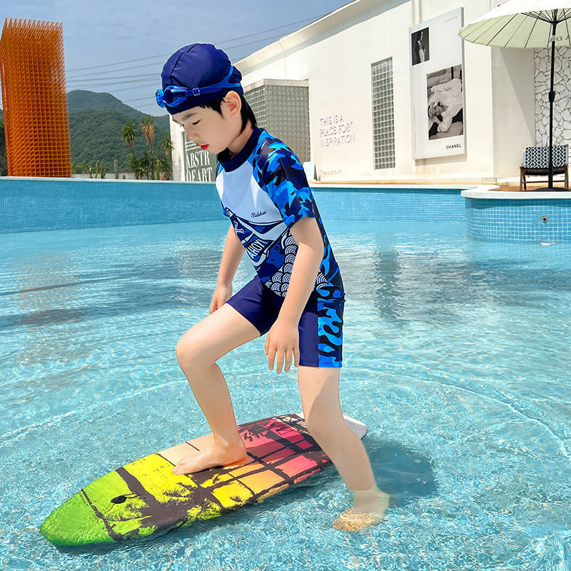 儿童泳衣男童中大童分体防晒泳装男孩游泳裤2023新款速干套装短袖