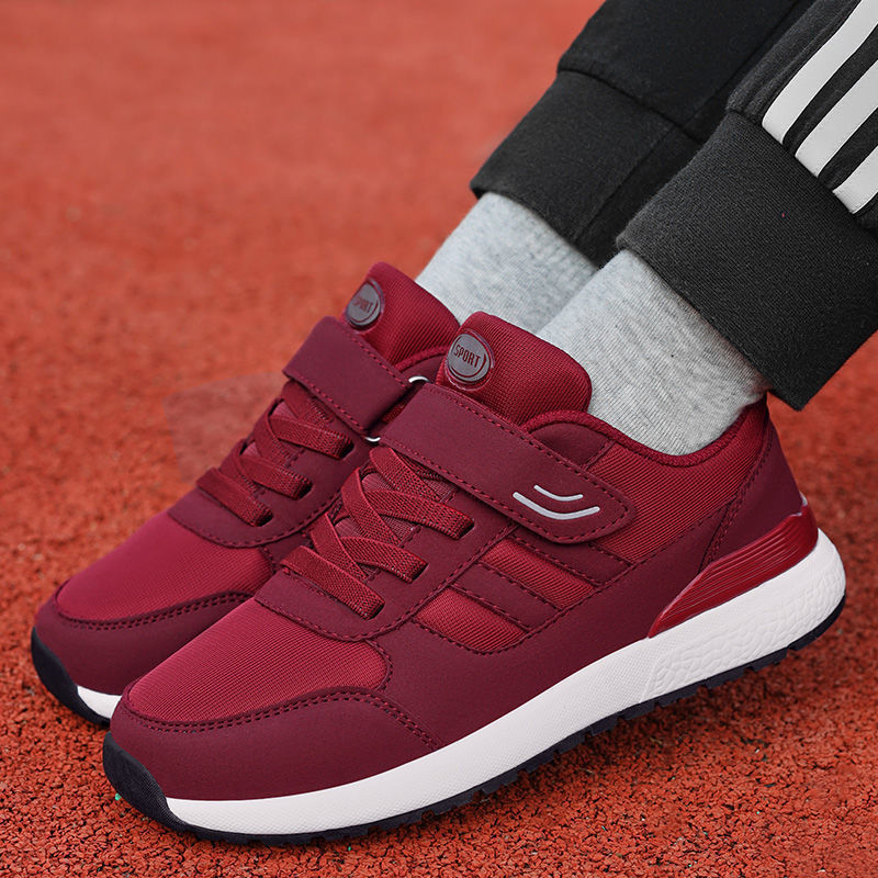 Middle-aged and elderly autumn walking shoes non-slip casual shoes soft-soled sports shoes light and comfortable travel shoes for mom and dad
