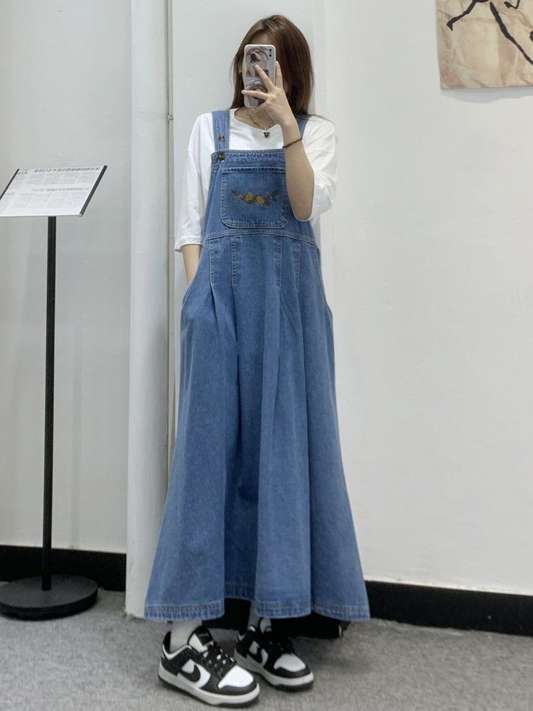 Embroidered denim suspender skirt women's  summer new Korean version loose design sense niche big swing dress dress