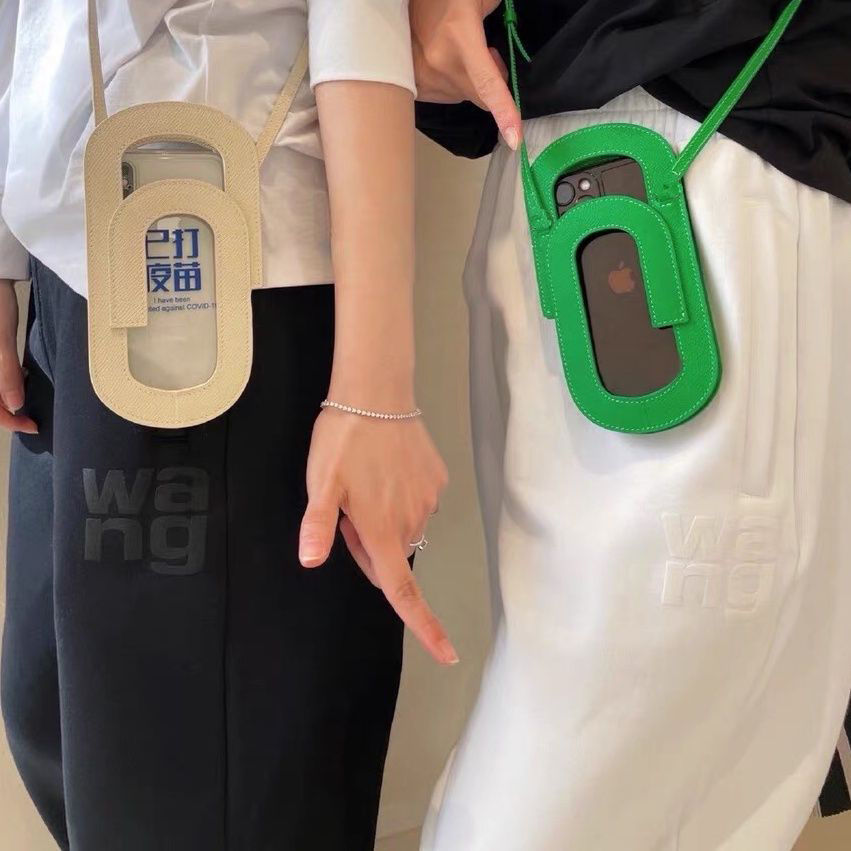Design sense paper clip Clip transparent mobile phone bag shoulder Messenger bag women's bag 2022 summer new