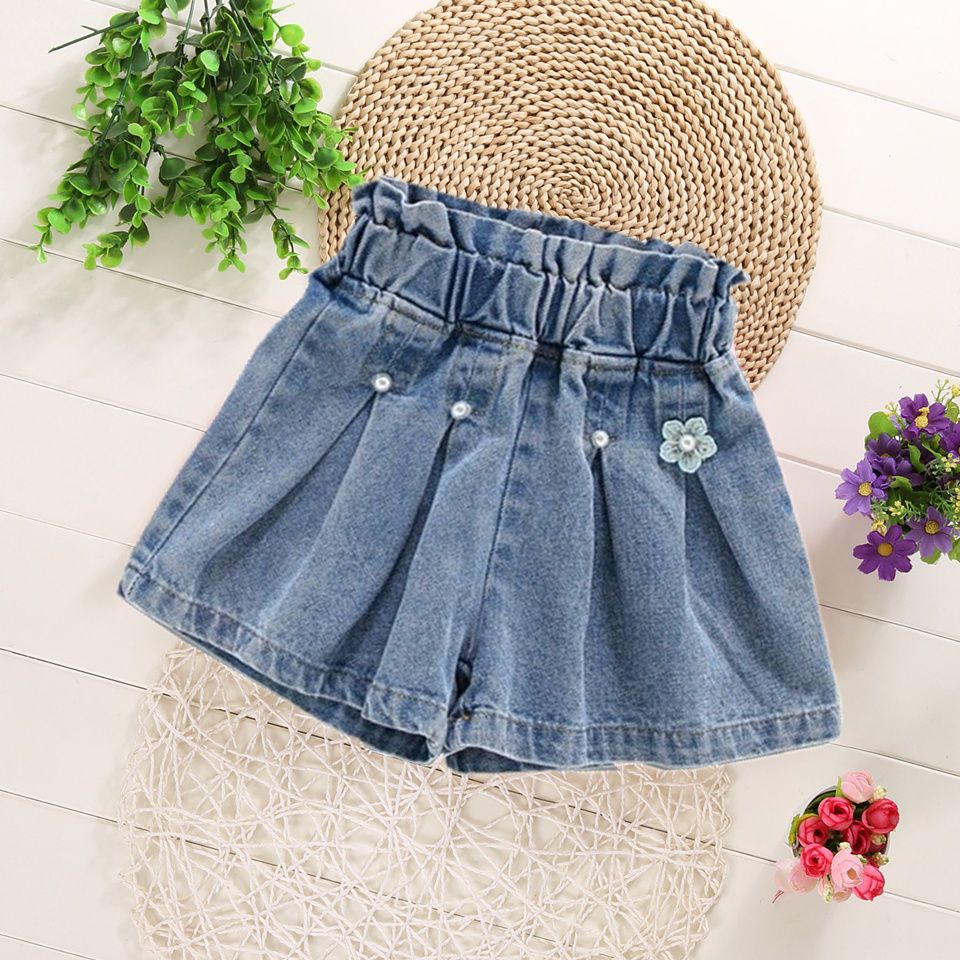 Girls' denim shorts summer clothes  new foreign style medium and big children's baby summer wear pleated thin pants