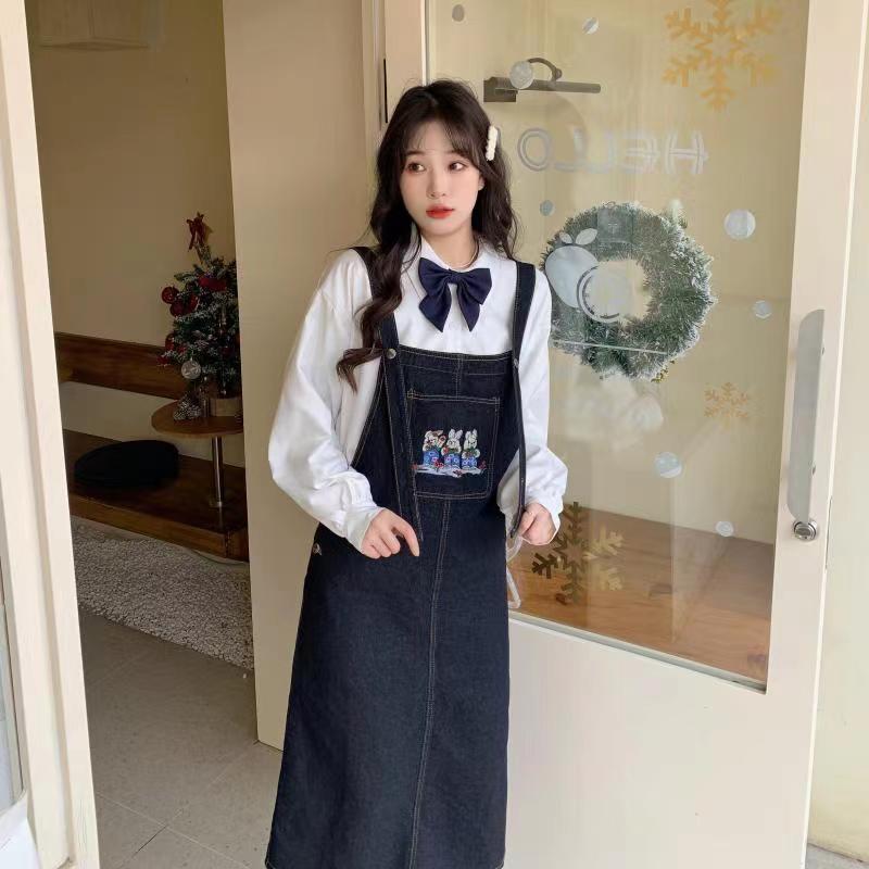 Denim suspender skirt female students  new Korean version loose slim mid-length skirt age-reducing cute embroidered long skirt