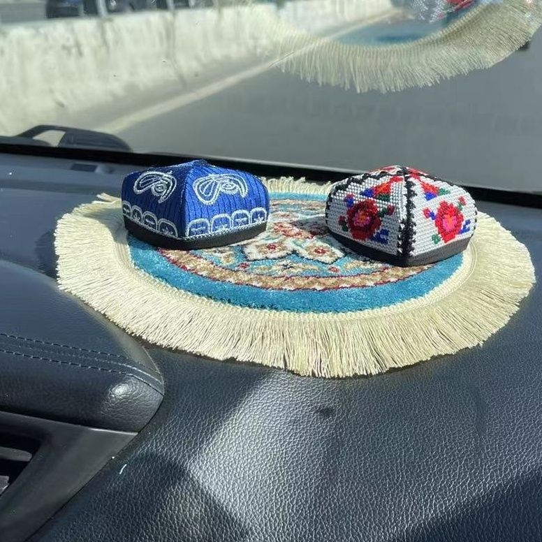 新疆特色小花帽車里面放的小毯子  好的