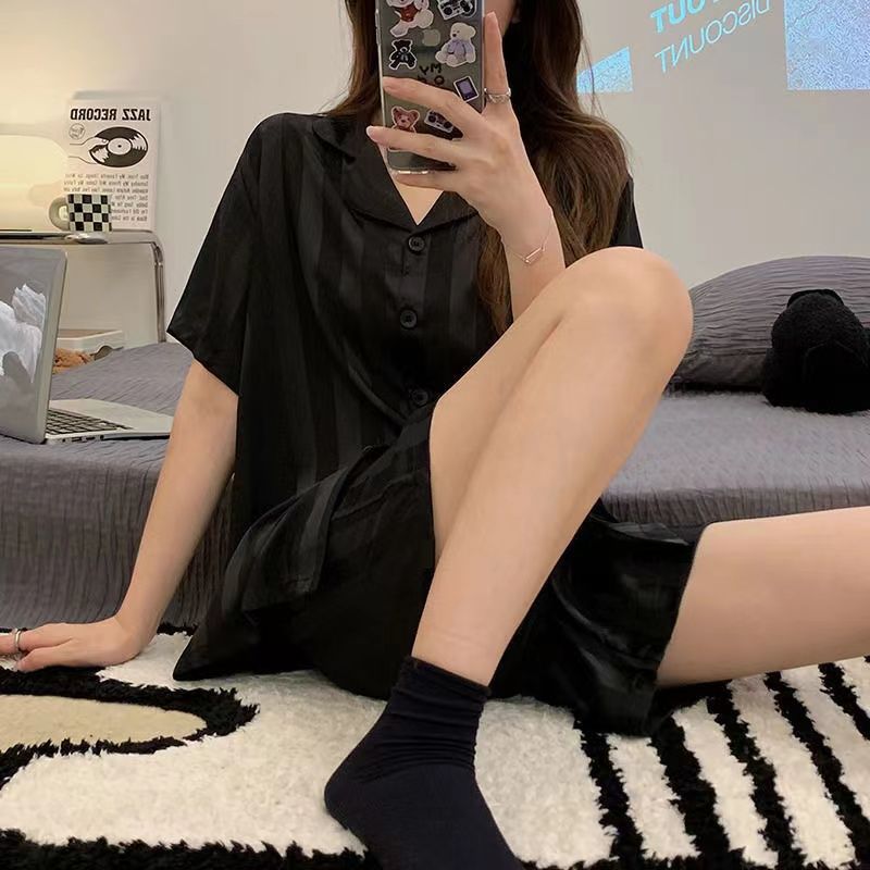 Summer ice silk pajamas women's new stripes can be worn outside summer short-sleeved imitation silk ladies home service two-piece set