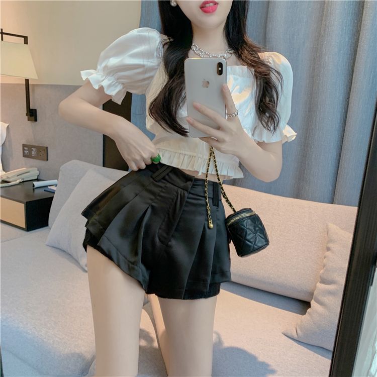 Hot girl lace edge culottes women's autumn new high waist slim temperament super shorts casual all-match short white pants