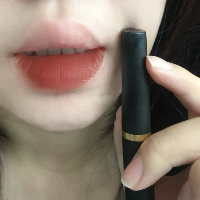 磨砂黑魔杖口紅啞光霧面絲絨奶咖色唇泥不掉色不沾杯學生顯白素顏