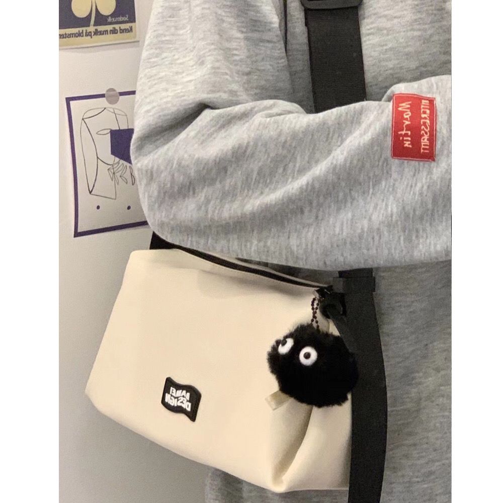 INCA broadband messenger bag female nylon cloth bag street sweet cool fitness bag ins Korean version 2022 new fashion trend