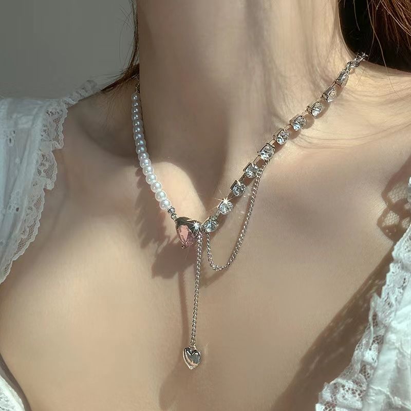 爱心拼接珍珠项链女夏季设计感高级轻奢小众锁骨链年新款