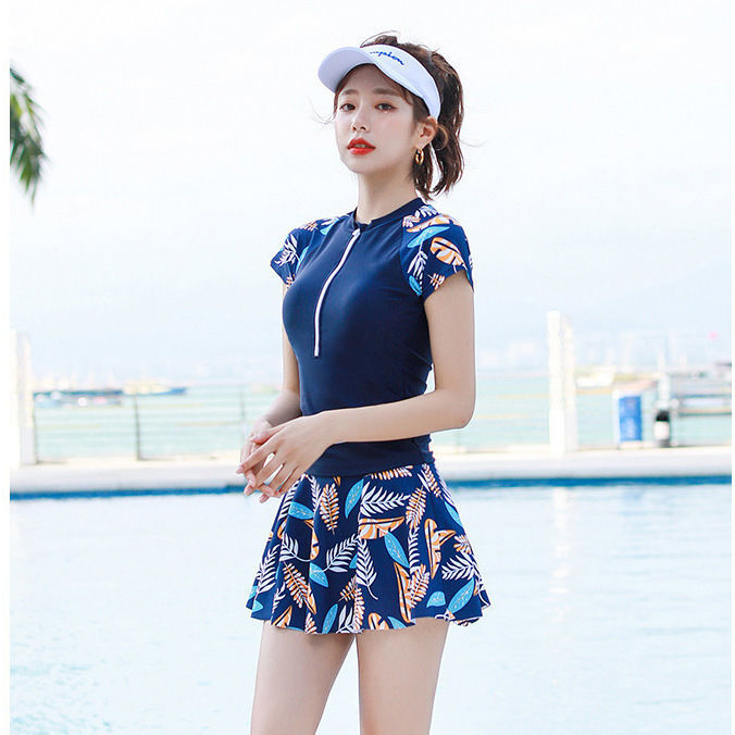 Women's summer conservative swimsuit 2022 new style belly-covering slimming split student professional sports swimming seaside two-piece set