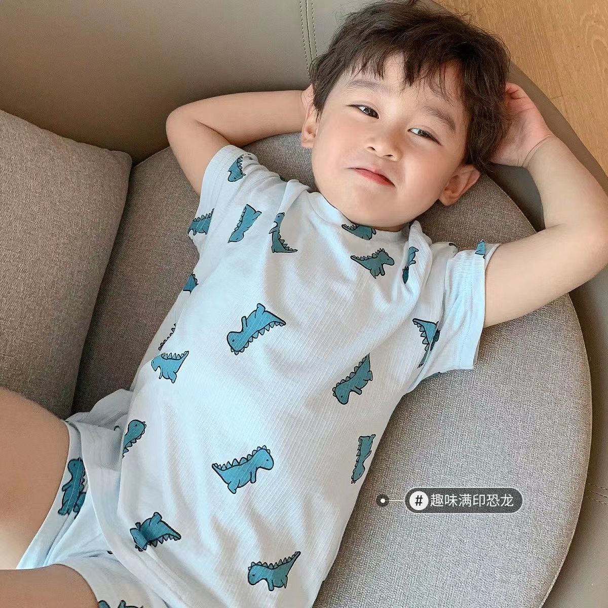 Baby suit loose summer short-sleeved shorts children's ice silk fabric pajamas boys and girls cool home clothes air-conditioning clothes