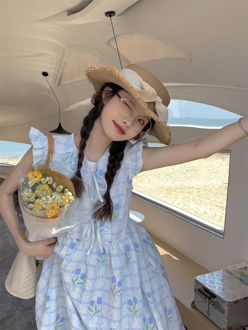 Blue tulip small flying sleeve dress female  summer new small fresh wood ear sleeveless doll skirt