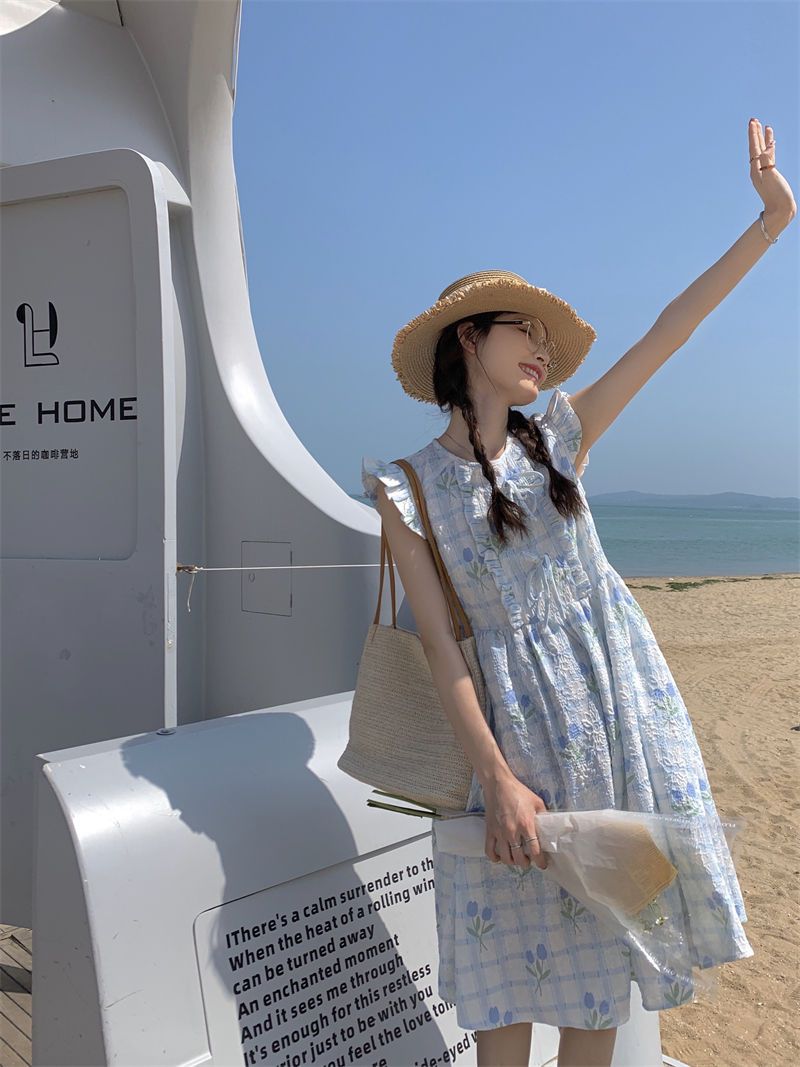 Blue tulip small flying sleeve dress female  summer new small fresh wood ear sleeveless doll skirt