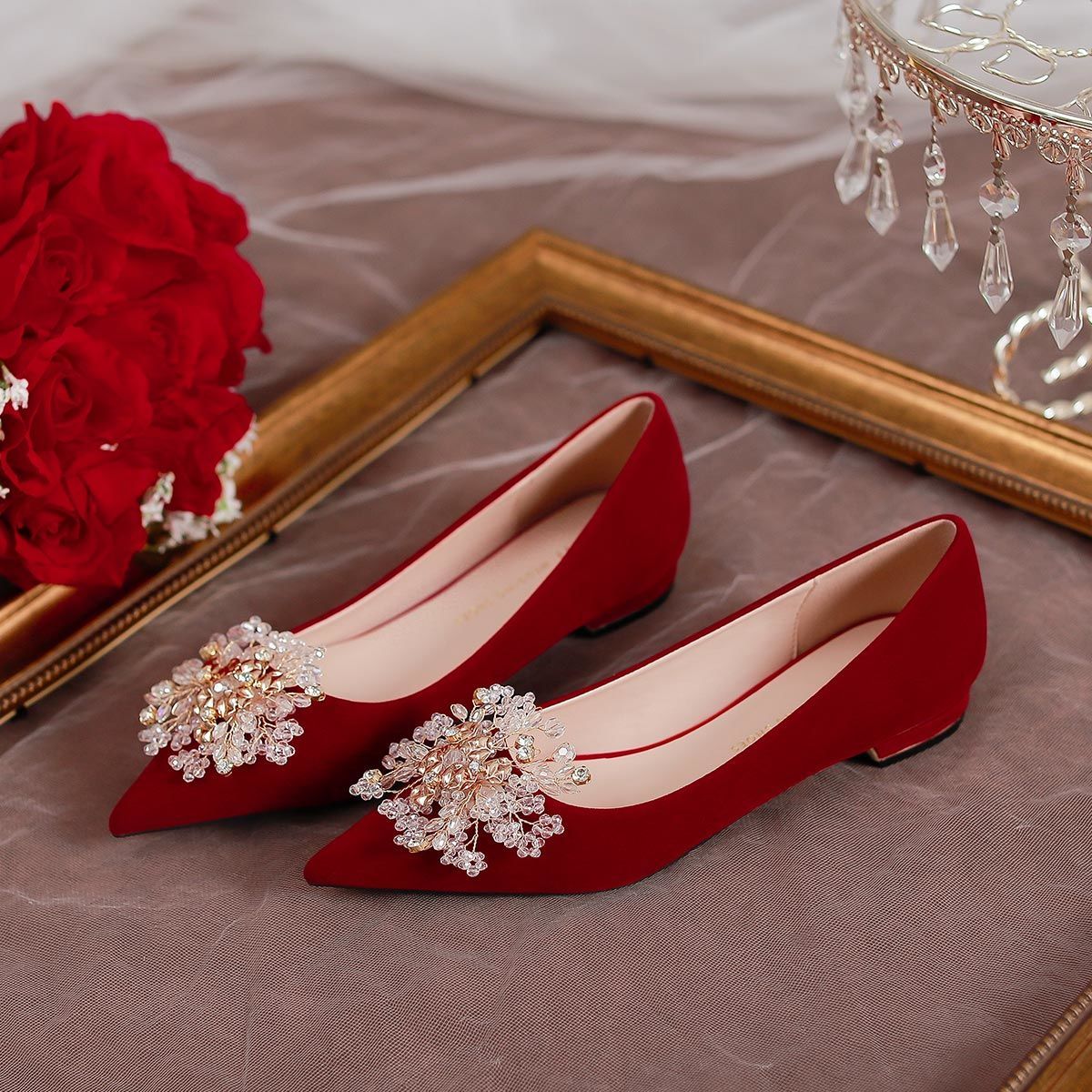 定制红色婚鞋夏季女秀禾服新娘鞋孕妇可穿平底订婚结婚单鞋不累脚
