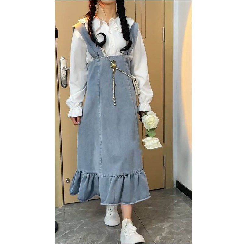 [Two-piece suit] French-style salty-sweet doll-collar shirt design sense Korean style waist denim suspender skirt trendy