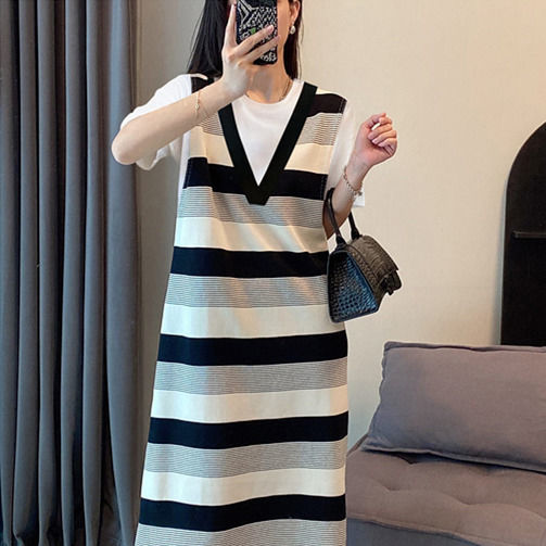 Fake two-piece stitching striped dress fat MM extra large size 300 catties summer loose Tibetan meat thin pregnant woman T-shirt skirt