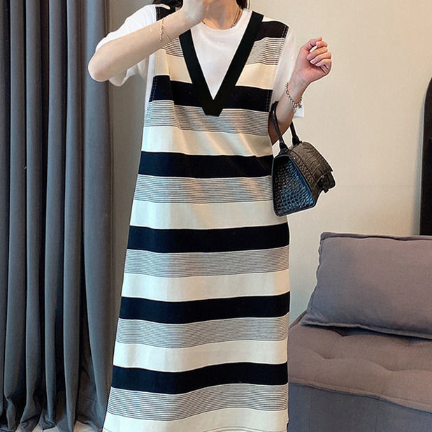 Fake two-piece stitching striped dress fat MM extra large size 300 catties summer loose Tibetan meat thin pregnant woman T-shirt skirt