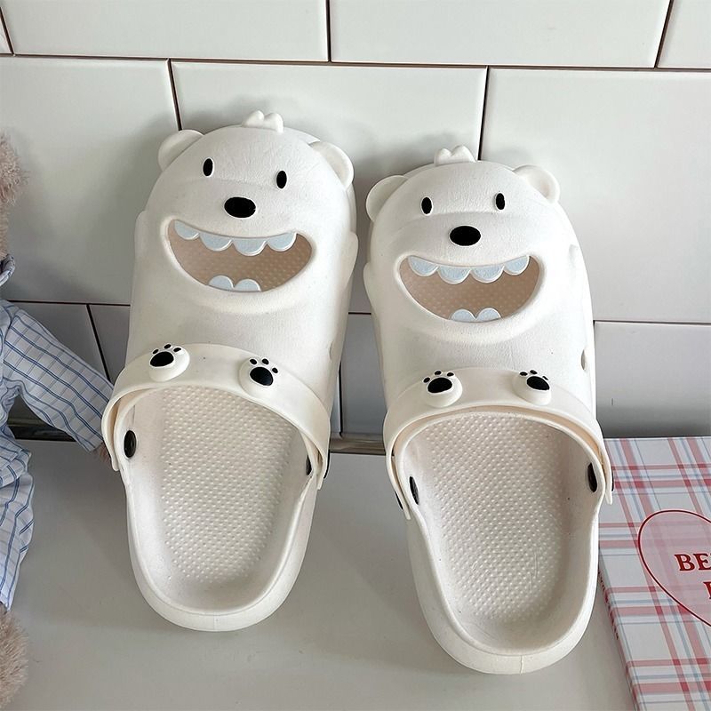 Cute cartoon bear cave shoes for women ins trend 2022 summer new non-slip toe beach sandals for women to wear outside