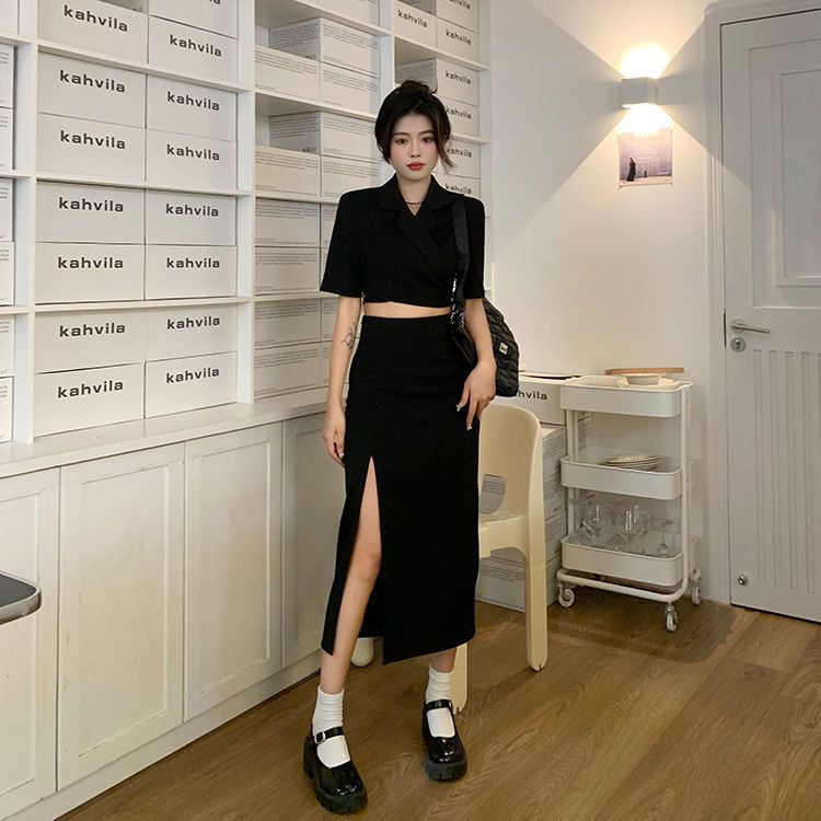 Royal sister style all-match two-piece female summer 2022 new short design sense short-sleeved slit skirt suit female
