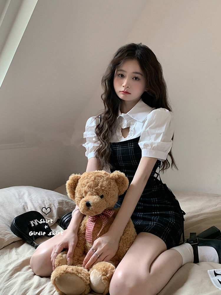 復古格子連衣裙女夏季小個子背帶裙甜辣妹短裙減齡裙子兩件套套裝