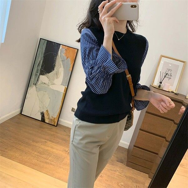 Age-reducing stickers drill fake two-piece trendy T-shirt women's splicing striped long-sleeved bottoming shirt 2023 spring plus size top