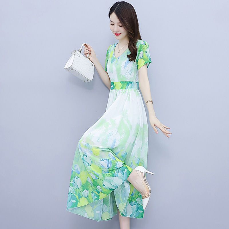  new summer positioning print slim fit age reduction seaside vacation beach skirt bohemian chiffon dress