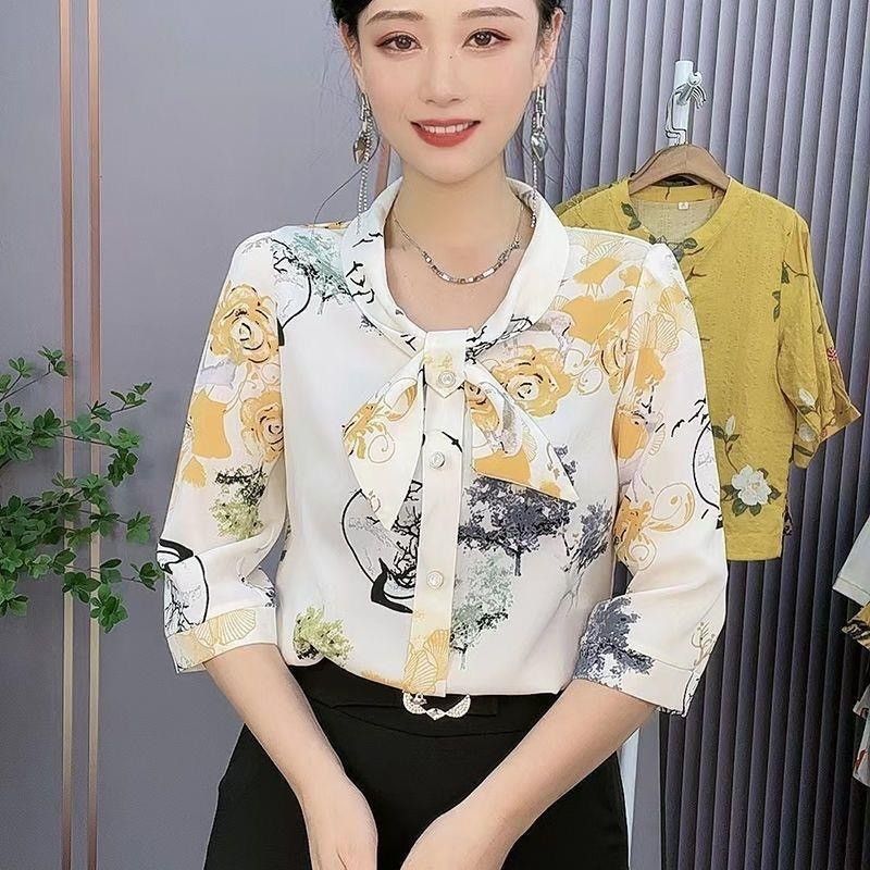 年輕媽媽夏季中袖T恤碎花小衫中年女士遮肚子寬鬆大碼短袖上衣薄