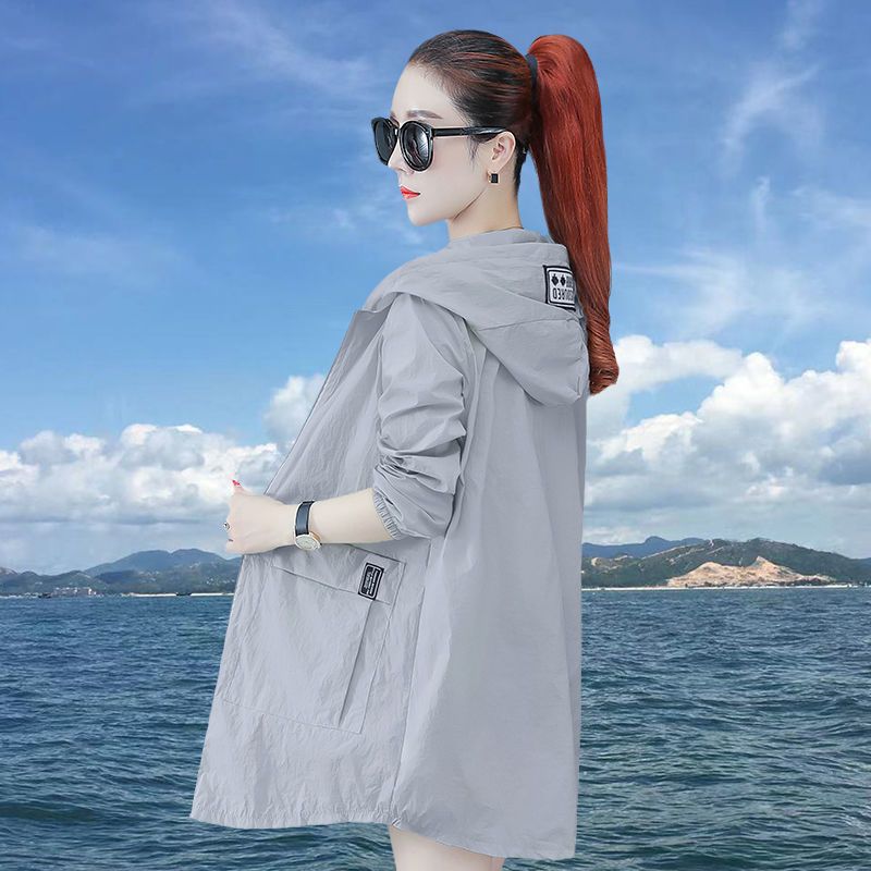 Mid-length sun protection clothing for women  new summer lightweight breathable anti-UV loose large size sun protection clothing jacket