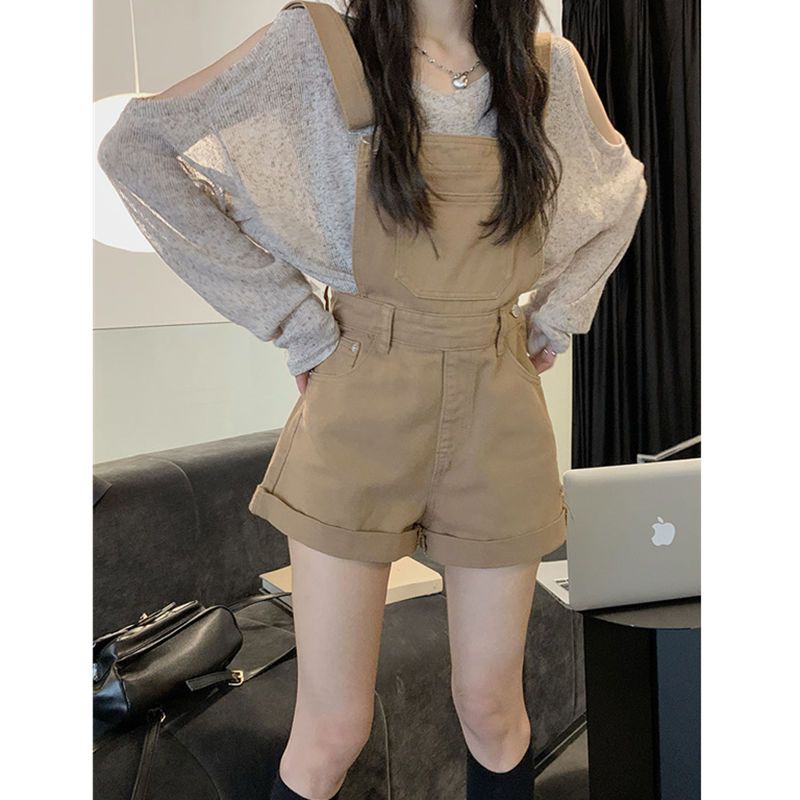 [Two-piece suit] Hollow off-shoulder sunscreen shirt + salty and sweet denim overalls casual wide-leg shorts for women
